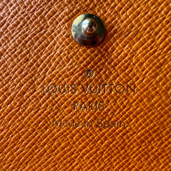 AUTHENTIC Vintage Louis Vuitton 2004 epi continental wallet ORANGE EPI. - Picture 10 of 16